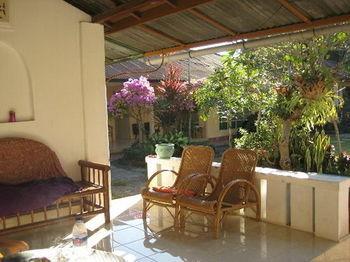 Karang Sari & Restaurant Gasthof 2*