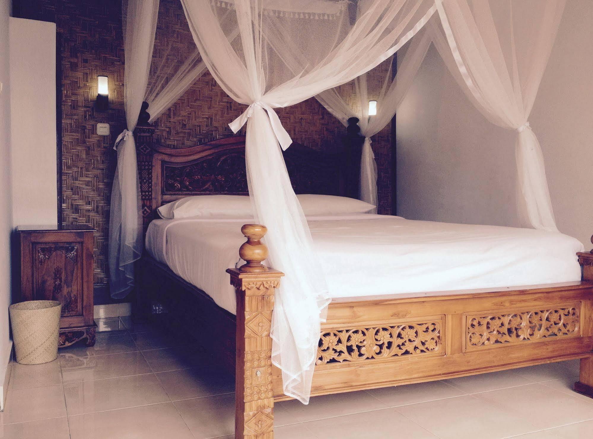 Karang Sari & Restaurant 2* Munduk