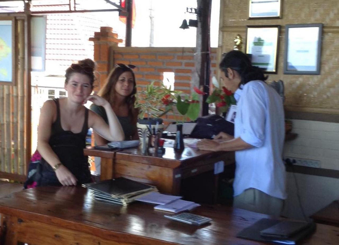 Karang Sari & Restaurant Gasthof Munduk