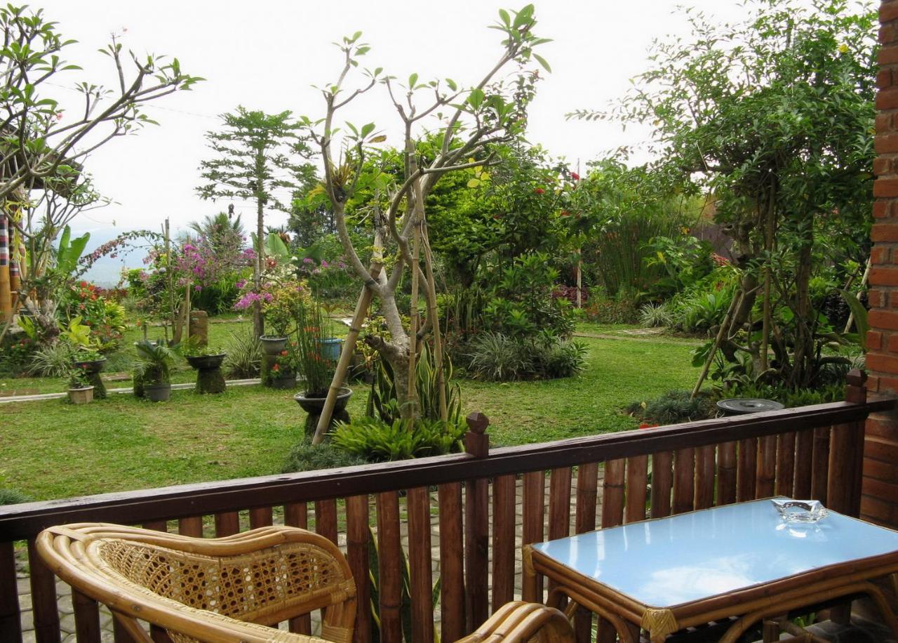 Karang Sari & Restaurant 2* Munduk